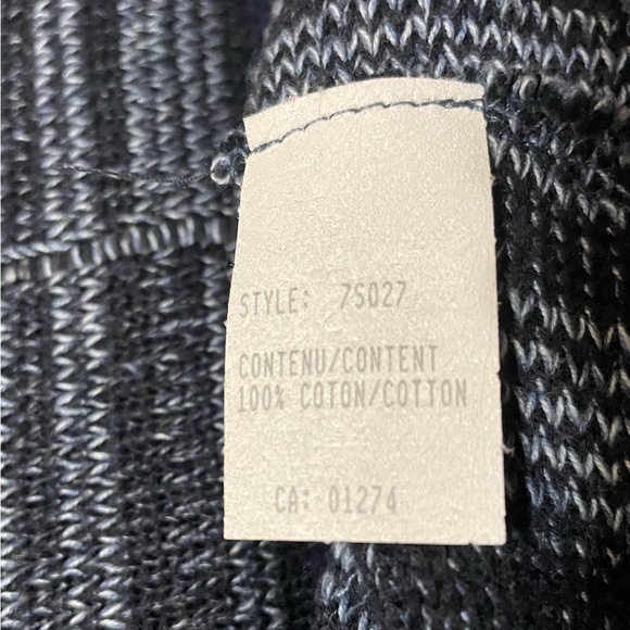 Le-La Sweater - Picture 3 of 5